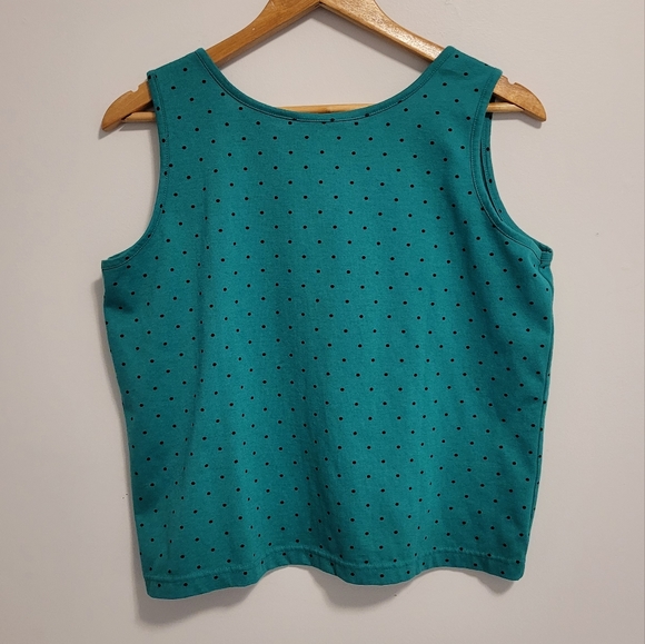 VINTAGE Essentials Buttoned Sleeveless Tank (Medium) - Picture 2 of 5